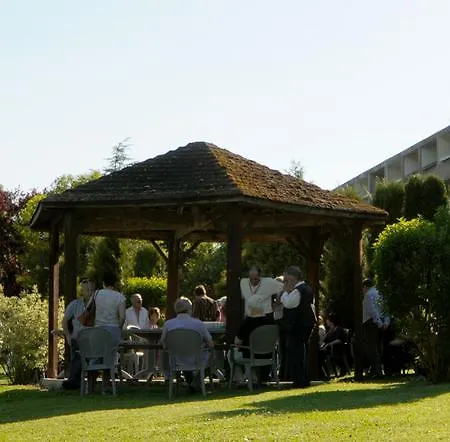 Hotel Hotel La Mezelle 2*